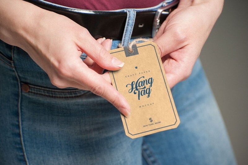 Kraft paper hang tag: Natural, rustic, and eco-friendly branding option.