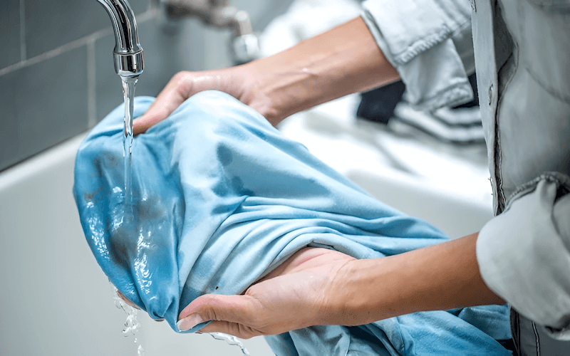 Remove Oil-based stains