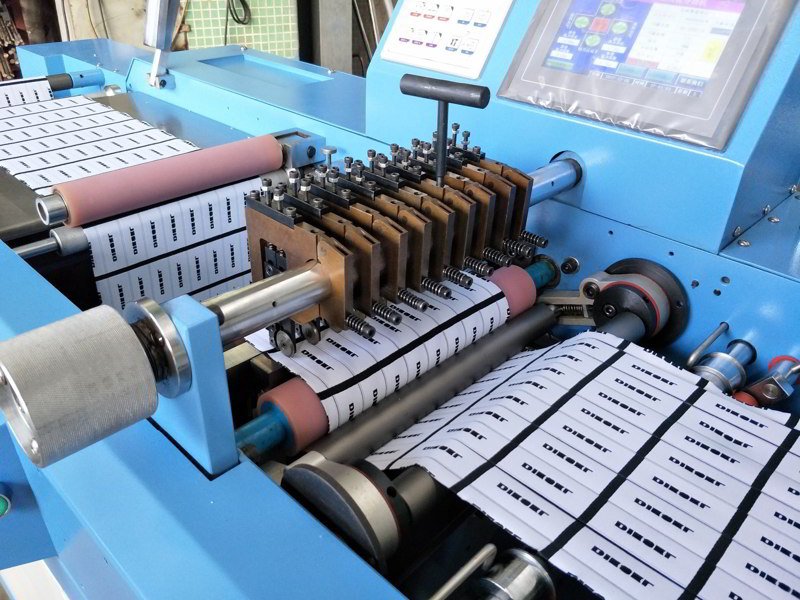 Ultrasonic cutting method.