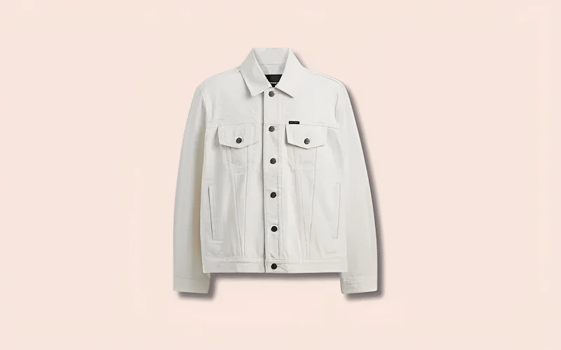 White denim offers a crisp, clean look, perfect for warmer weather or a more dressed-up style