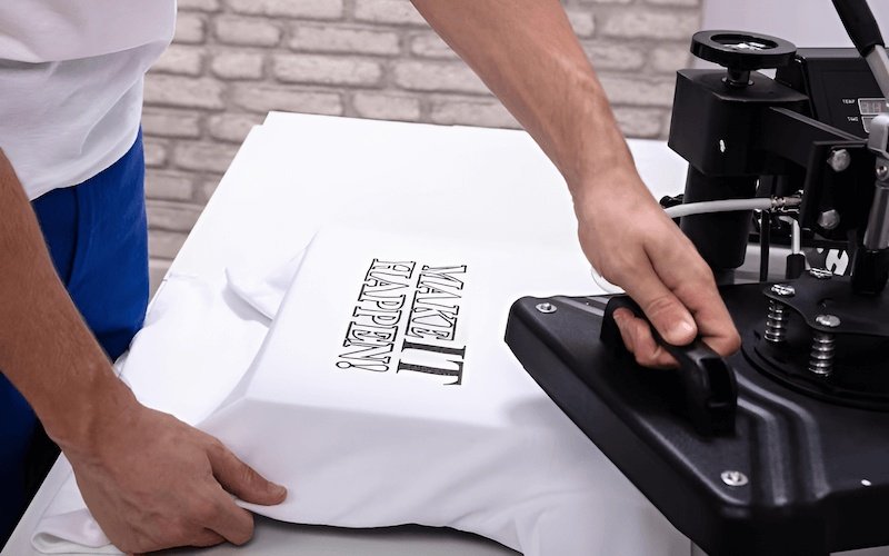 Highly detailed, full-color photographic images or intricate graphics directly onto cotton garments