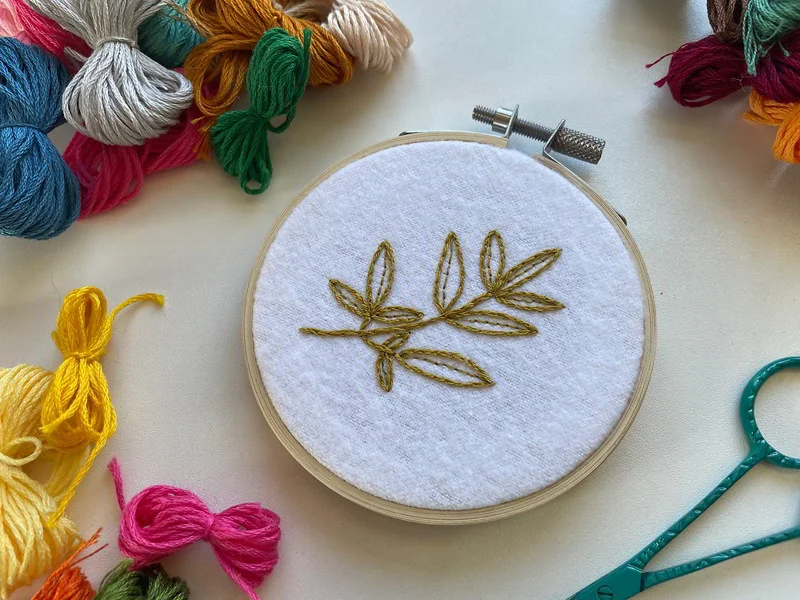 How to execute the neat, rope-like Split Stitch.
