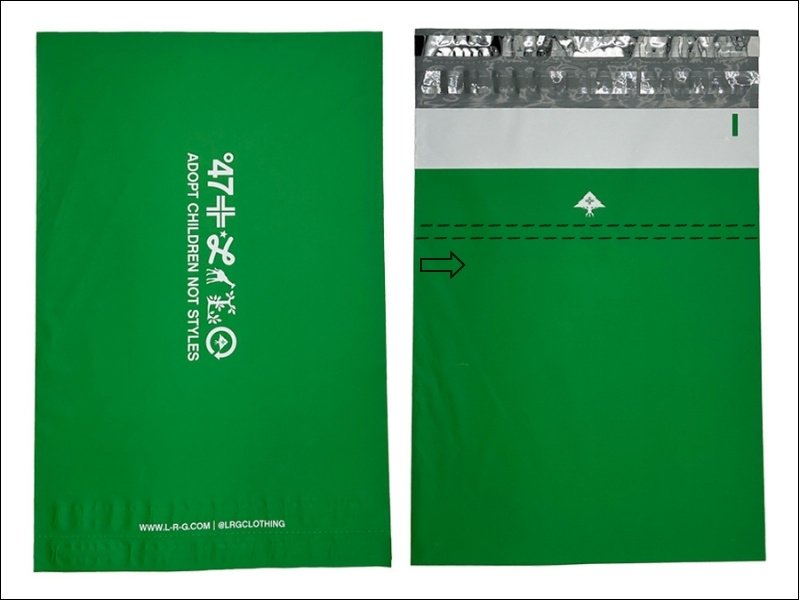 Easy-open strips enhance poly mailer usability greatly.