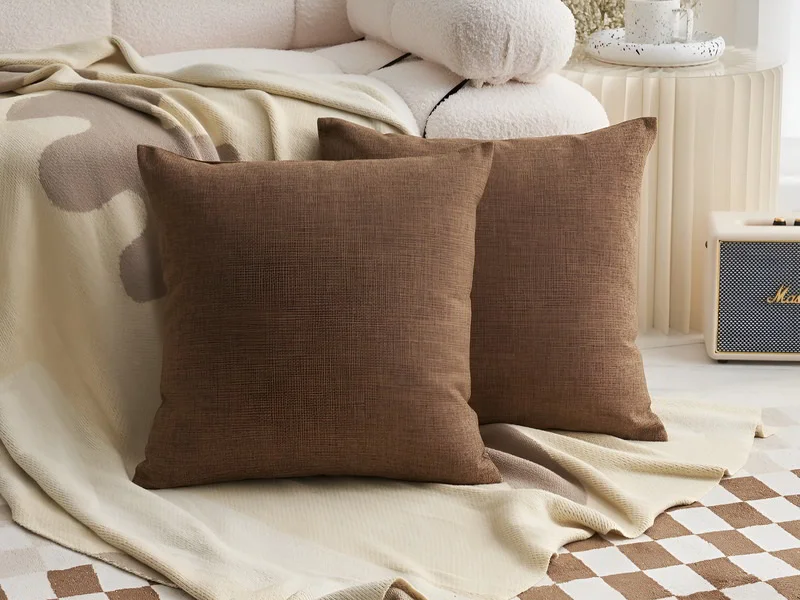 Step-by-step zipper pillow.
