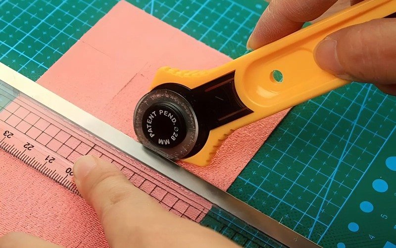 Non-self-healing mats can be hard plastic or thick cardboard. They are best suited for cutting very heavy materials