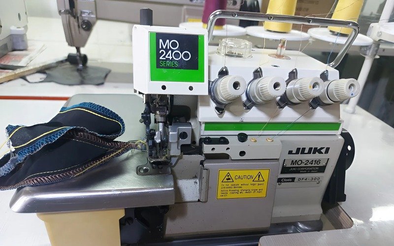 Choose an overlock machine if you want to save time finishing fabric edges and sewing stretchy seams