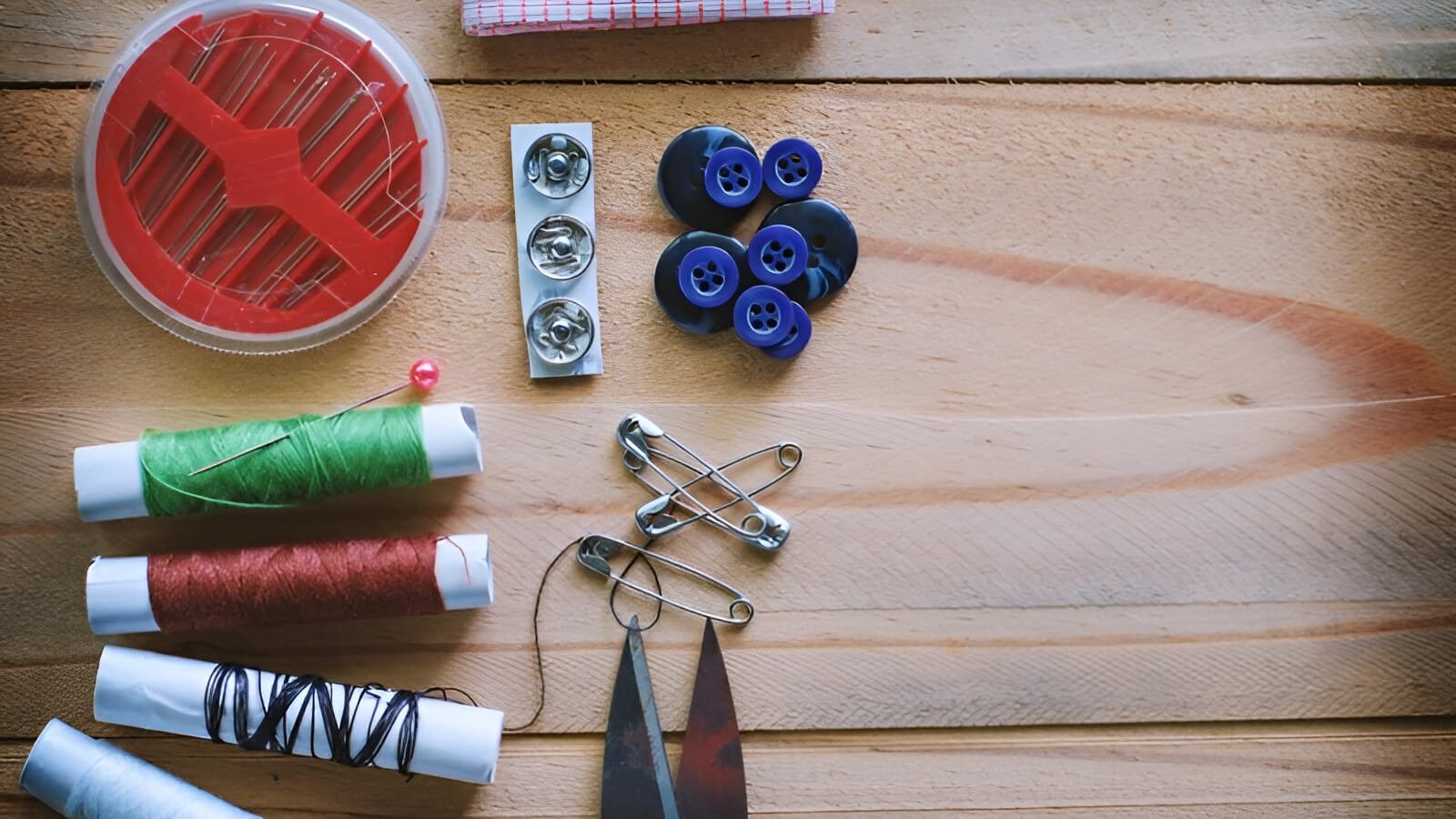 People choose hook and eye closures for clothes for many good reasons
