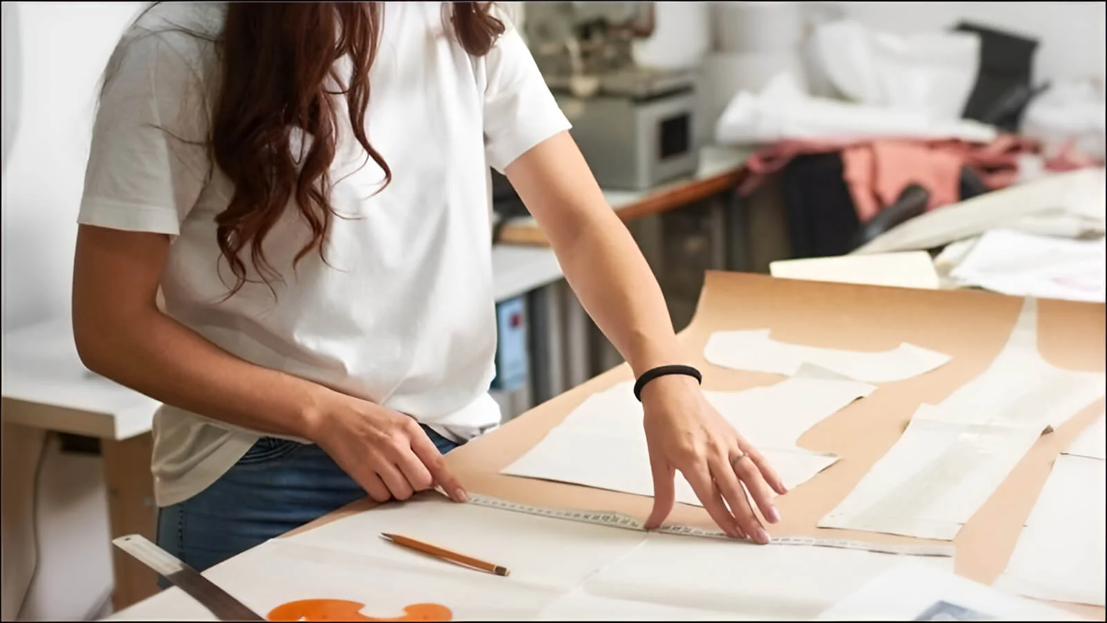Navigating corners and curves requires specific techniques for neat results