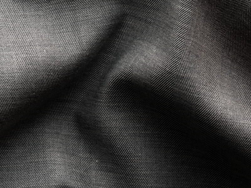 Understanding the science behind those pesky creases.
